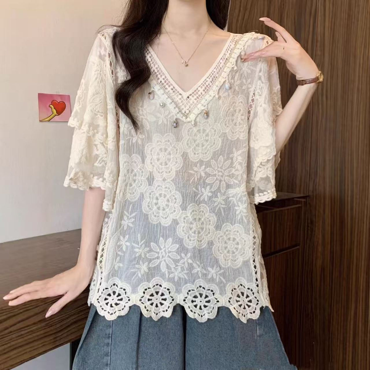 Womens Fashion Embroidered Hollow Lace Short-Sleeve Shirt