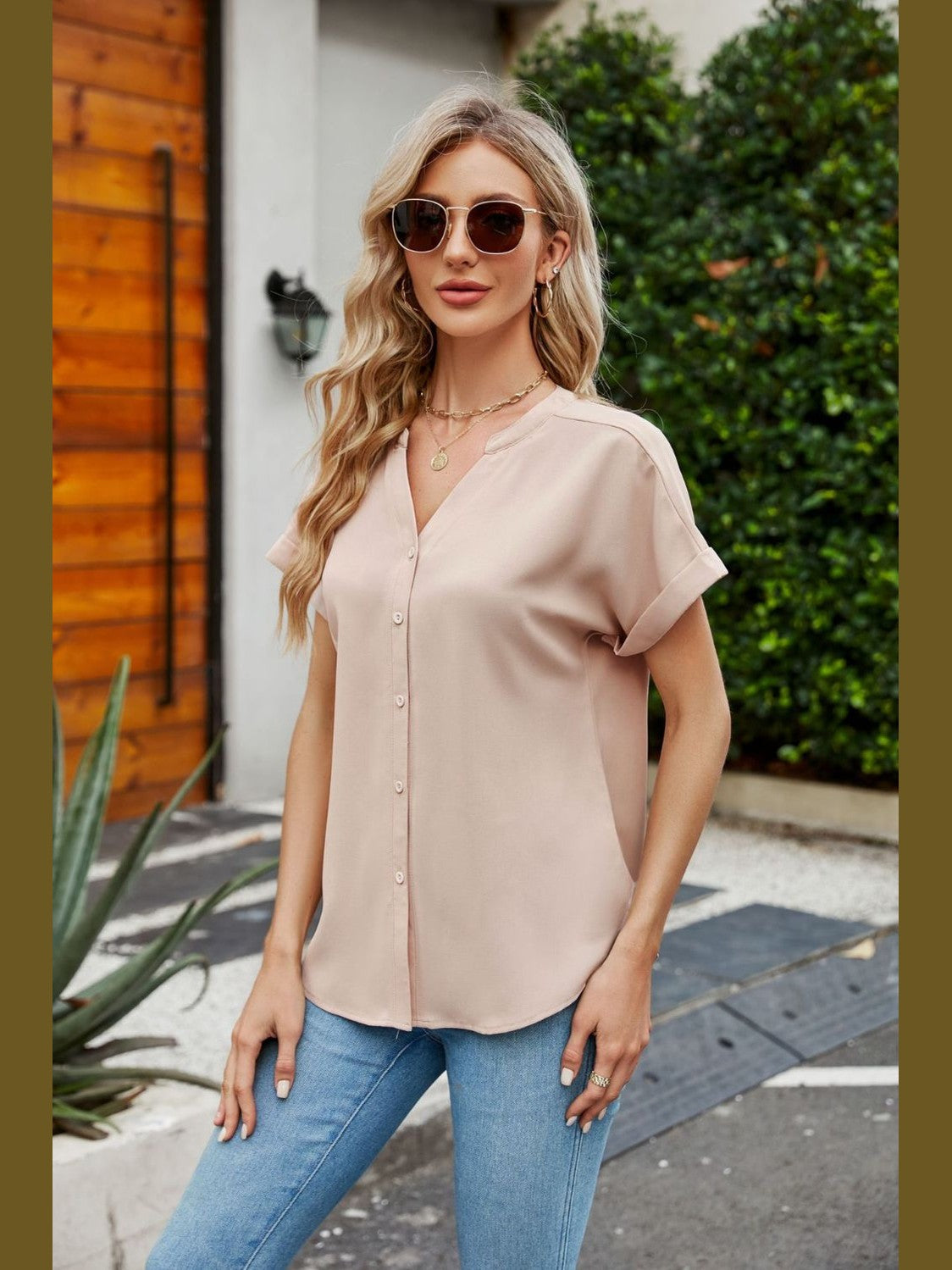 Women Notched Neck Cuffed Sleeve Shirt