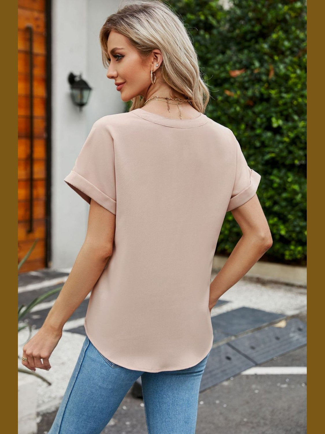 Women Notched Neck Cuffed Sleeve Shirt